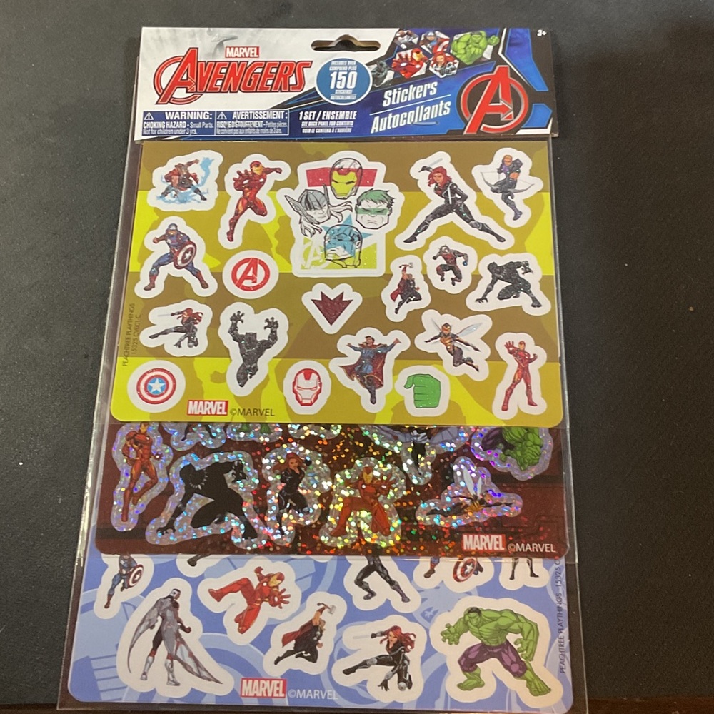 Marvel Avengers Sticker Set with Red, Green, and Blue 150 Count